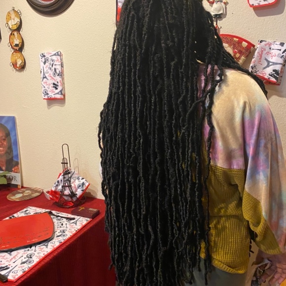 Hair - Picture 5 of 8